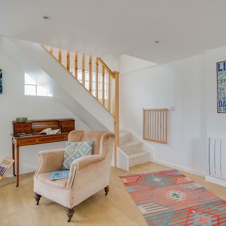 Little England Cottage Milborne Saint Andrew Exterior foto